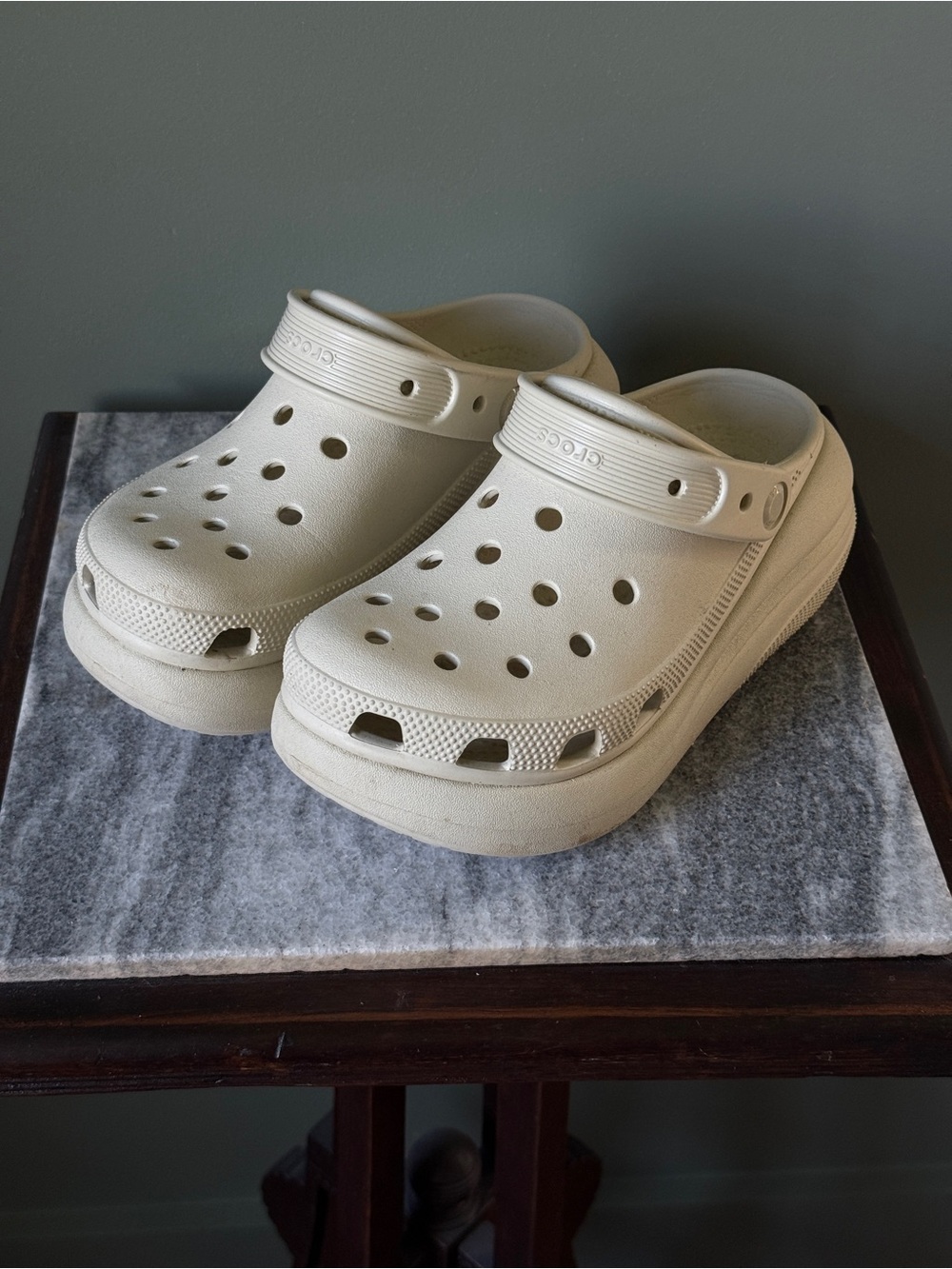 Crocs Classic Crush Platform Clog - Women's - Size 6